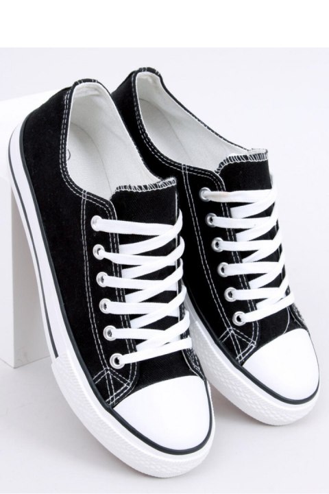 Trampki damskie klasyczne BASIC BLACK - Inello Trampki damskie klasyczne BASIC BLACK - Inello