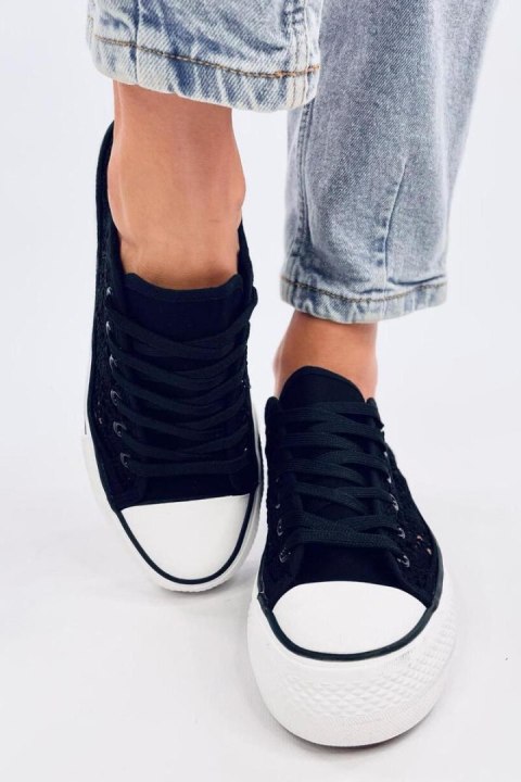 Trampki koronkowe FERRIE BLACK - Inello Trampki koronkowe FERRIE BLACK - Inello