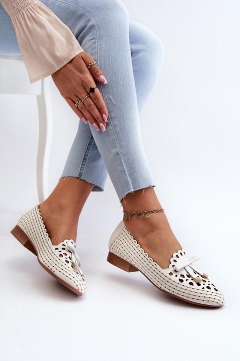 Baleriny Model Nestavia ASA222-1 White - Step in style Baleriny Model Nestavia ASA222-1 White - Step in style