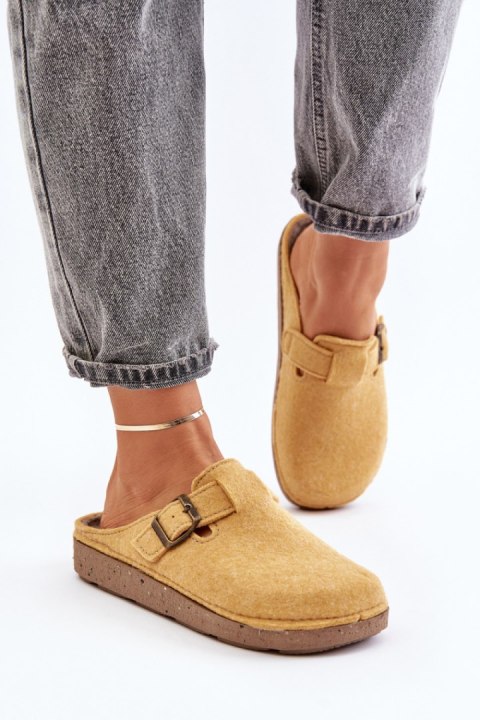 Kapcie Model Inblu ED000019 Yellow - Step in style Kapcie Model Inblu ED000019 Yellow - Step in style