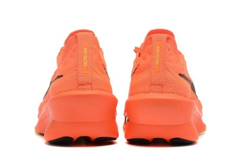 Nike Air Zoom Alphafly 3- NF7672-900, Pomarańczowy