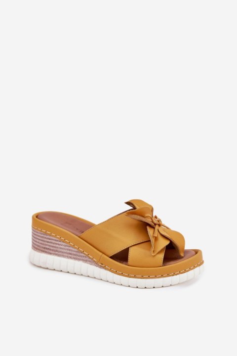 Sandał Klapki Model Artiker 52C0504 Yellow - Step in style Sandał Klapki Model Artiker 52C0504 Yellow - Step in style