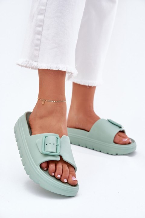 Sandał Klapki Model Viasara 25SD97-8800 Green - Step in style Sandał Klapki Model Viasara 25SD97-8800 Green - Step in style