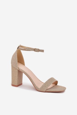 Sandały Model Kavina 1-215 Gold - Step in style