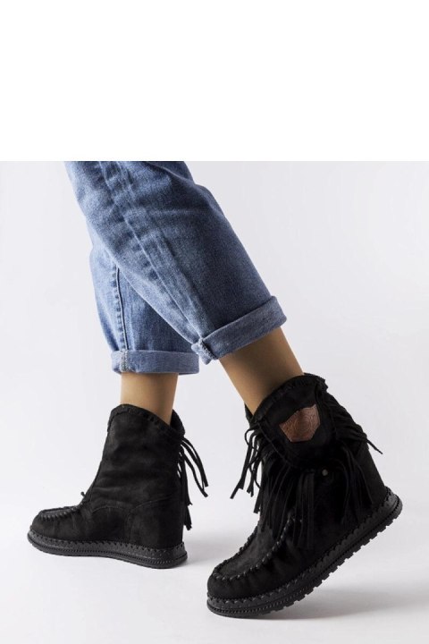 Czarne botki na koturnie Giudice - Solea Czarne botki na koturnie Giudice - Solea