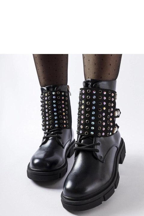 Czarne botki zdobione cyrkoniami Cento - Solea Czarne botki zdobione cyrkoniami Cento - Solea