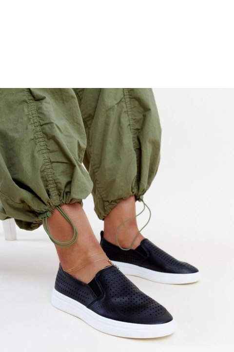 Czarne ażurowe wsuwane tenisówki Dafina - Solea Czarne ażurowe wsuwane tenisówki Dafina - Solea