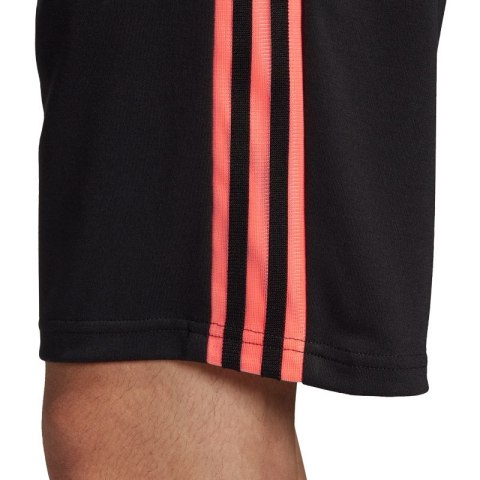 Spodenki adidas Tango Tech Short M FP7905 Spodenki adidas Tango Tech Short M FP7905