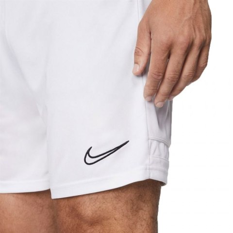 Spodenki Nike Dri-FIT Academy M CW6107-100 Spodenki Nike Dri-FIT Academy M CW6107-100
