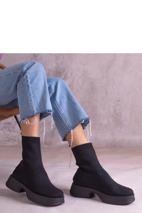 Czarne botki z elastyczną cholewką Evel - Solea Czarne botki z elastyczną cholewką Evel - Solea