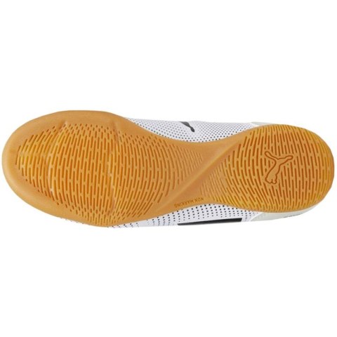 Buty piłkarskie Puma Truco III IT Jr 106935 07
