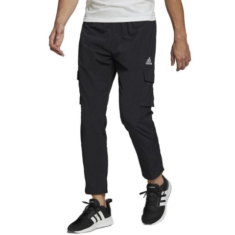 Spodnie adidas Essentials Small Logo Woven Cargo 7/8 Pants M HE1859 Spodnie adidas Essentials Small Logo Woven Cargo 7/8 Pants M HE1859