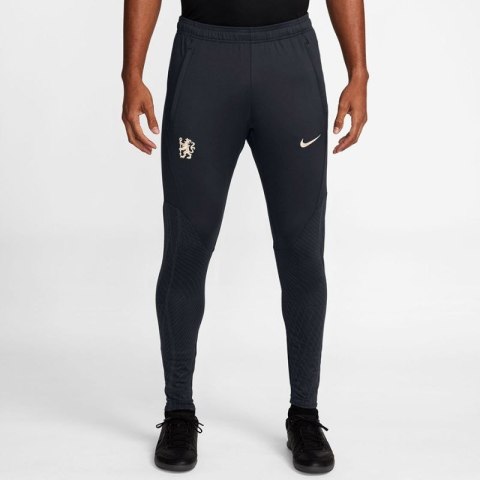 Spodnie Nike Chelsea FC Strike Pant M FN4131-426 Spodnie Nike Chelsea FC Strike Pant M FN4131-426
