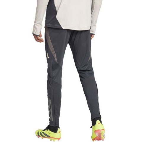 Spodnie adidas Real Madryt Training Panty M IT5096 Spodnie adidas Real Madryt Training Panty M IT5096