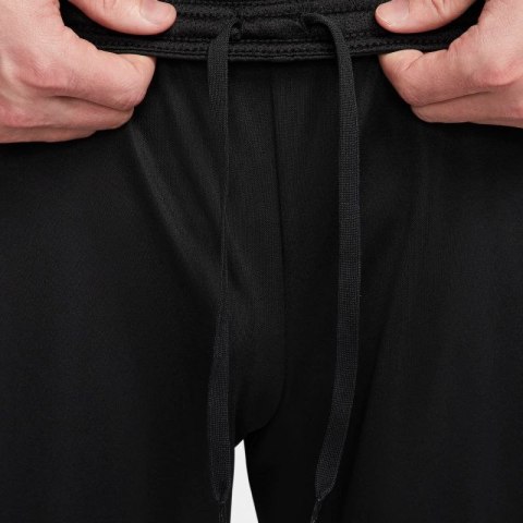 Spodenki Nike Dri-FIT Academy M DV9742 010 Spodenki Nike Dri-FIT Academy M DV9742 010