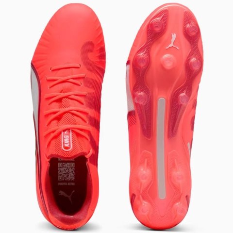 Buty piłkarskie Puma King Ultimate FG/AG M 108303-01