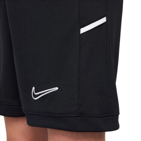 Spodenki Nike Dri-Fit Academy 25 Jr FZ9784 010 Spodenki Nike Dri-Fit Academy 25 Jr FZ9784 010