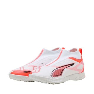 Buty piłkarskie Puma Ultra 5 Match+ LL TT Jr 108355 01