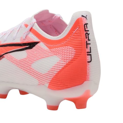 Buty piłkarskie Puma Ultra 5 Pro FG/AG M 108161 01