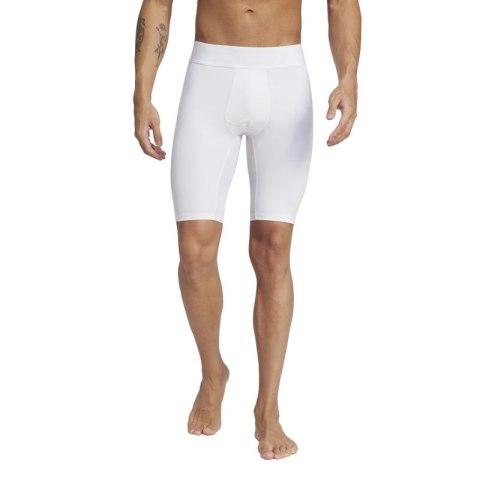 Spodenki adidas TF Tight M JN7398 Spodenki adidas TF Tight M JN7398
