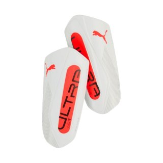 Ochraniacze piłkarskie Puma Ultra Light Strap 30992 01