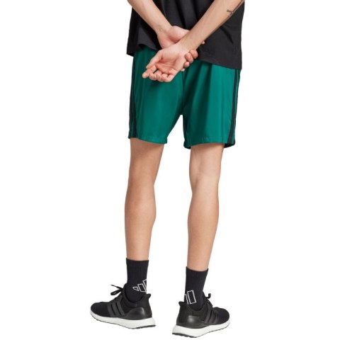 Spodenki adidas Essentials 3-Stripes Chelsea M JW1910