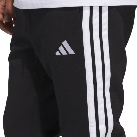 Spodnie adidas Essentials 3-Stripes Fleece M JD1861 Spodnie adidas Essentials 3-Stripes Fleece M JD1861
