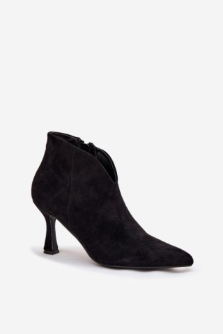Botki Model Jolivra C-850 Black Zamsz - Step in style